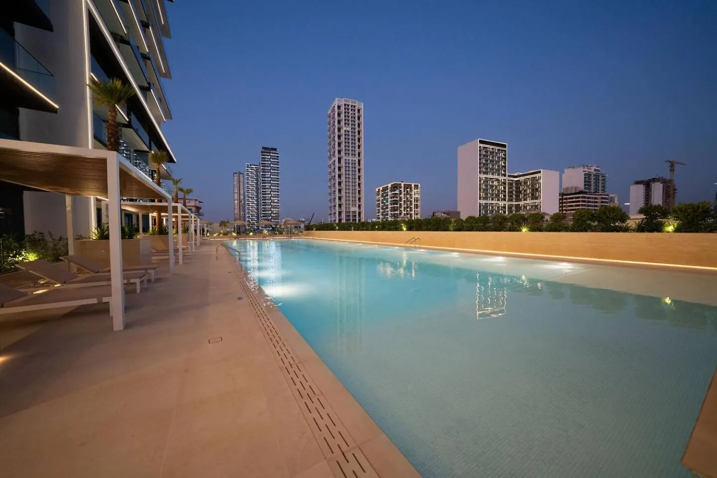 Premium 2Br Apartment With Private Pool In Jvc 두바이