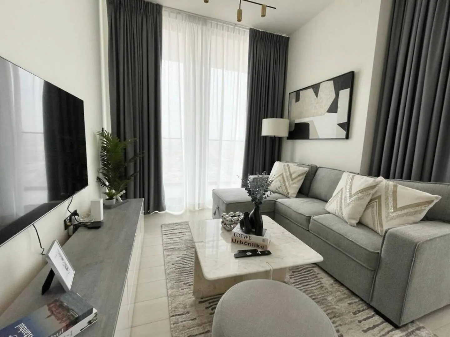 Premium 2Br Apartment With Private Pool In Jvc 두바이 0*,  아랍에미리트