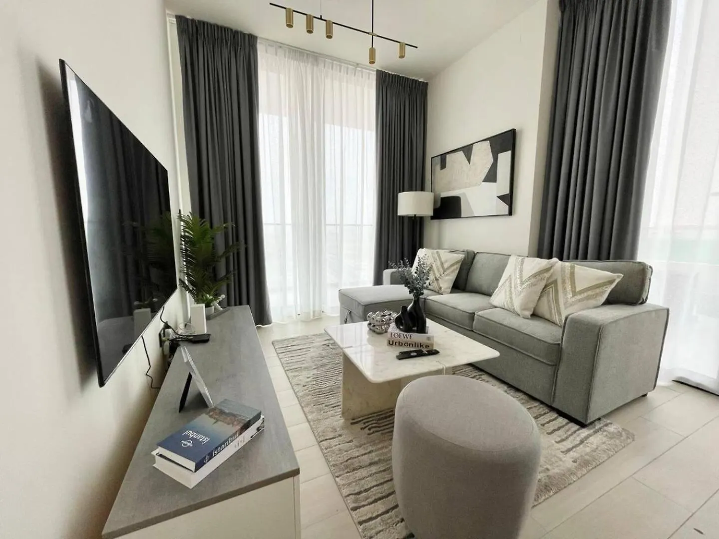 Premium 2Br Apartment With Private Pool In Jvc Dubai